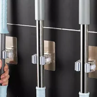 Suporte de Parede para Vassouras e Rodo